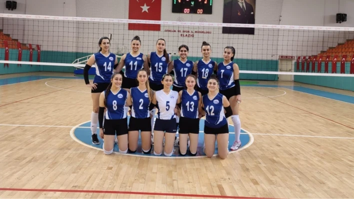 Elazığ Belediyesi Voleybol, rahat kazandı

