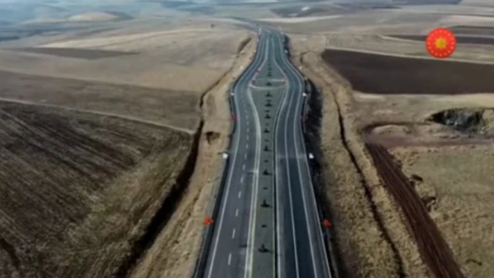 Ağrı Hamur-Tutak-Patnos Devlet Yolu bağlantıya açıldı