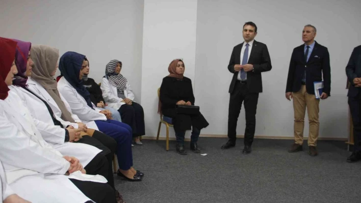 Aile Okulu Projesi Elazığ'da velilerin büyük ilgisini gördü

