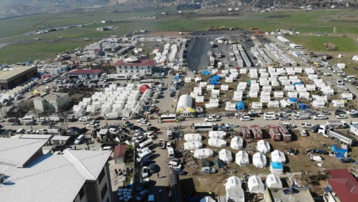 Depremin 7. gününde Nurdağı'nın son hali havadan görüntülendi

