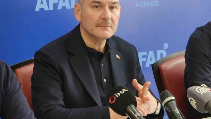 Bakan Soylu: 'Dünyada hiçbir ülke üst üste yaşanan 5 yıkıcı depremin altından kalkabilecek kabiliyette değildi'

