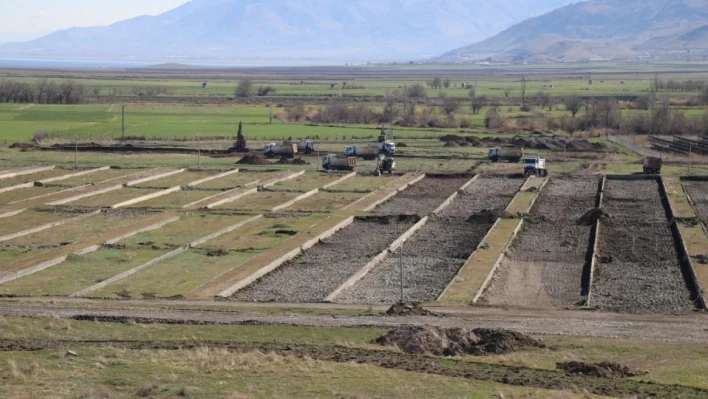 Elazığ'da biyolojik atık su arıtma tesisi için ilk kazma vuruldu

