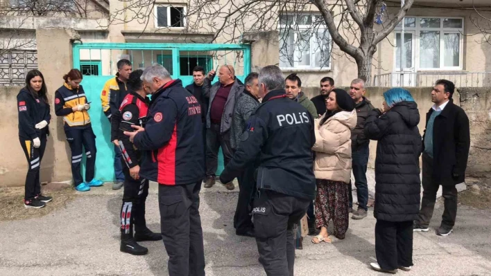 Doğal gaz kaçağı için eve giren polis dehşetle karşılaştı

