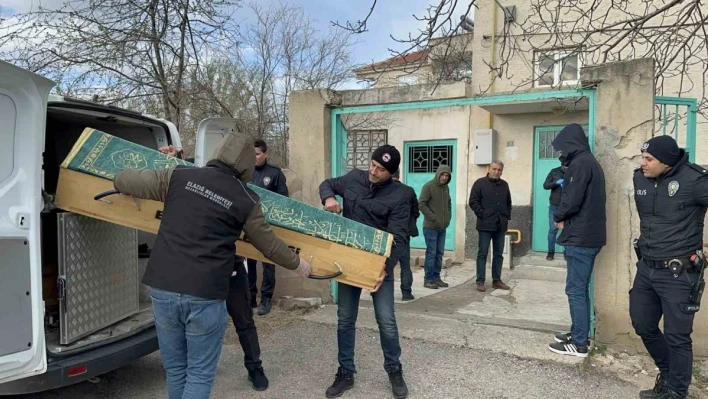 Elazığ'daki aile katliamında yeni detay: Ailesini uyurken yataklarında öldürmüş

