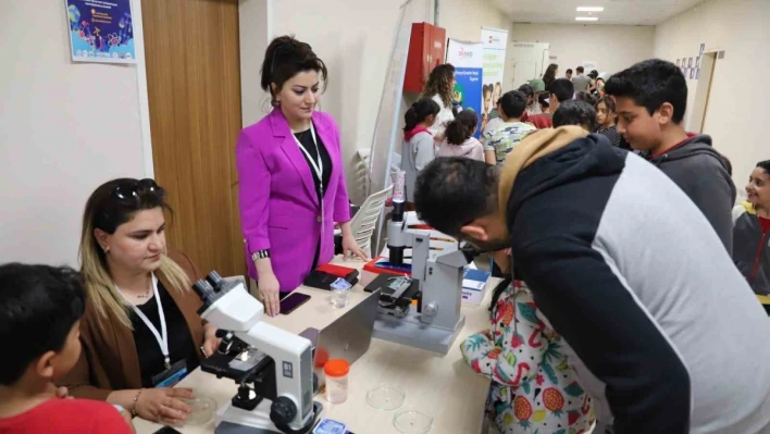 Elazığ'da depremzede çocuklara yönelik bilim şenliği

