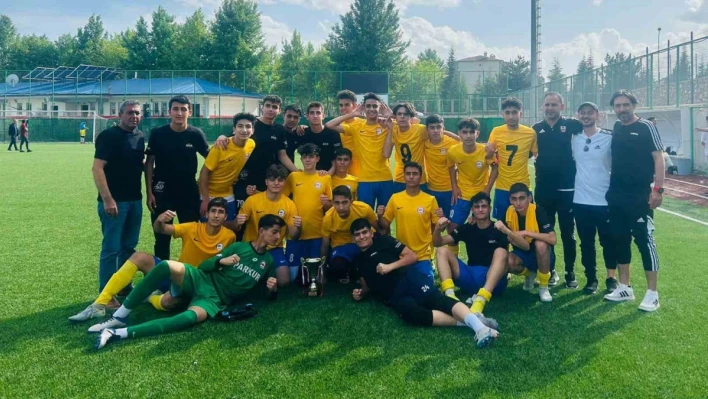 Elazığ U17 Ligi'nde Şampiyon İl Özel İdare

