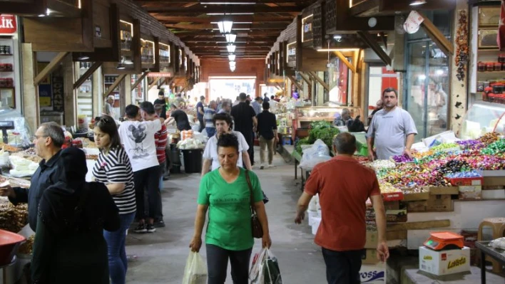 Elazığ Kapalı Çarşıda Kurban Bayramı yoğunluğu

