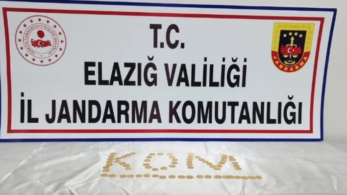 Elazığ'da altın ve tarihi eser niteliği taşıdığı değerlendirilen 70  adet sikke ele geçirildi