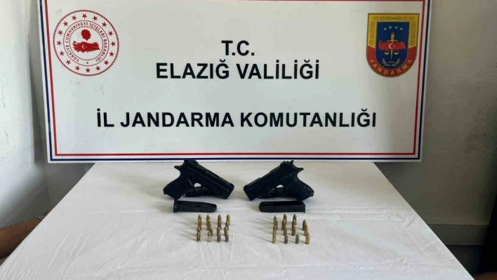 Elazığ'da aranan 2 şüpheli jandarma tarafından yakalandı