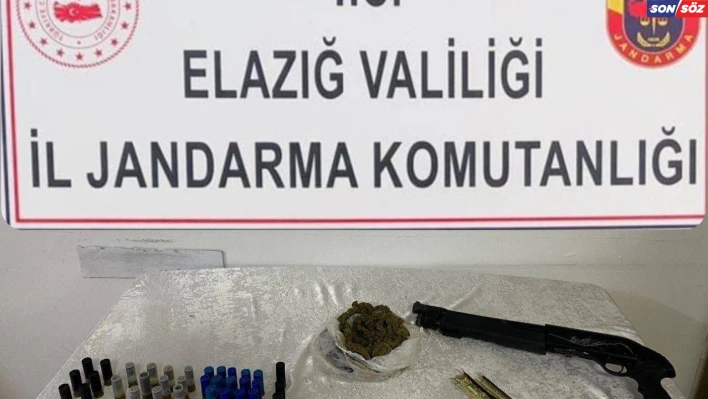 Elazığ'da ruhsatsız silahlar ele geçirildi