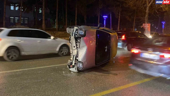 Elazığ'da trafik kazası: 3 yaralı