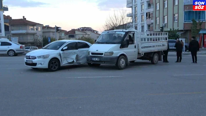 Elazığ'da trafik kazası: 4 yaralı