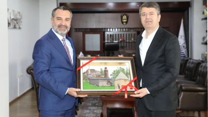 Kiralamadı 54 Aracı Satın Aldı