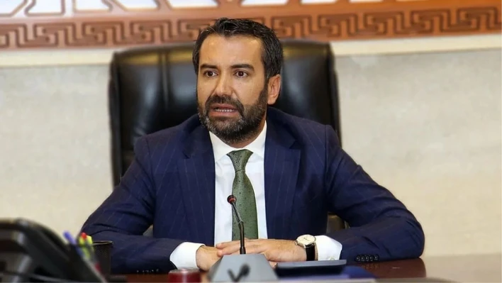 Şerifoğulları'nın Ritüeli 'Zehirli Dil Kullanıyorsun'