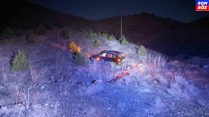 Sürücü direksiyon hakimiyetini kaybetti, cip tarlaya uçtu: 1 yaralı