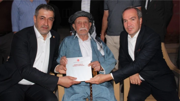 'Terörsüz Türkiye'ye Hakkari'den Tam Destek