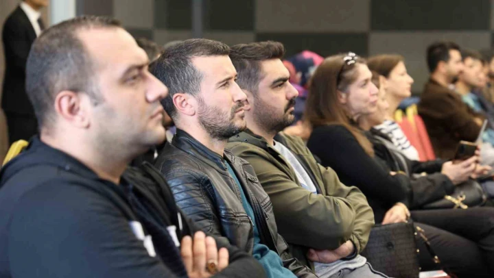 Öğretmenlere, 'Kadına Yönelik Şiddetle Mücadele' semineri verildi