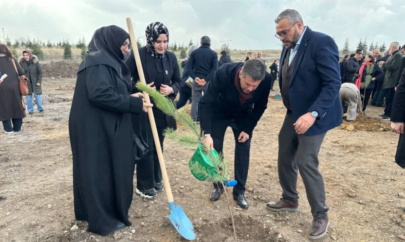 Türk Dünyası Hatıra Ormanı'na Elazığ Fidanı